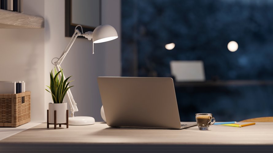 Как выбрать настольный светильник для рабочего стола?